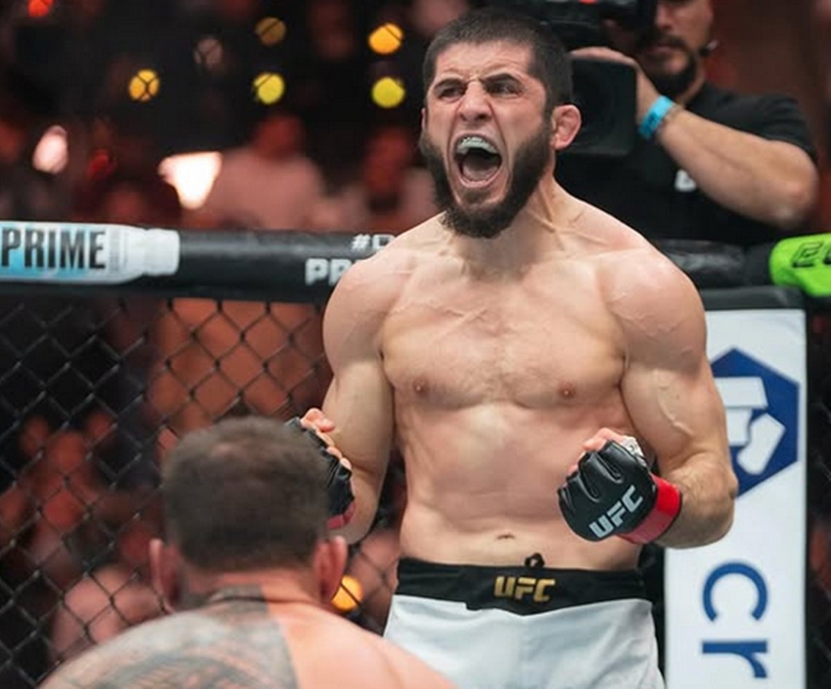 Hasil UFC 311: Umar Nurmagomedov Kalah dari Merab Dvalishvili, Islam Makhachev Gosok Renato Moicano!